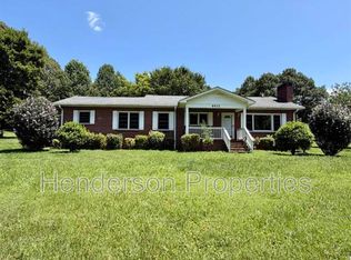 6432 Woodland Cres, Charlotte, NC 28216