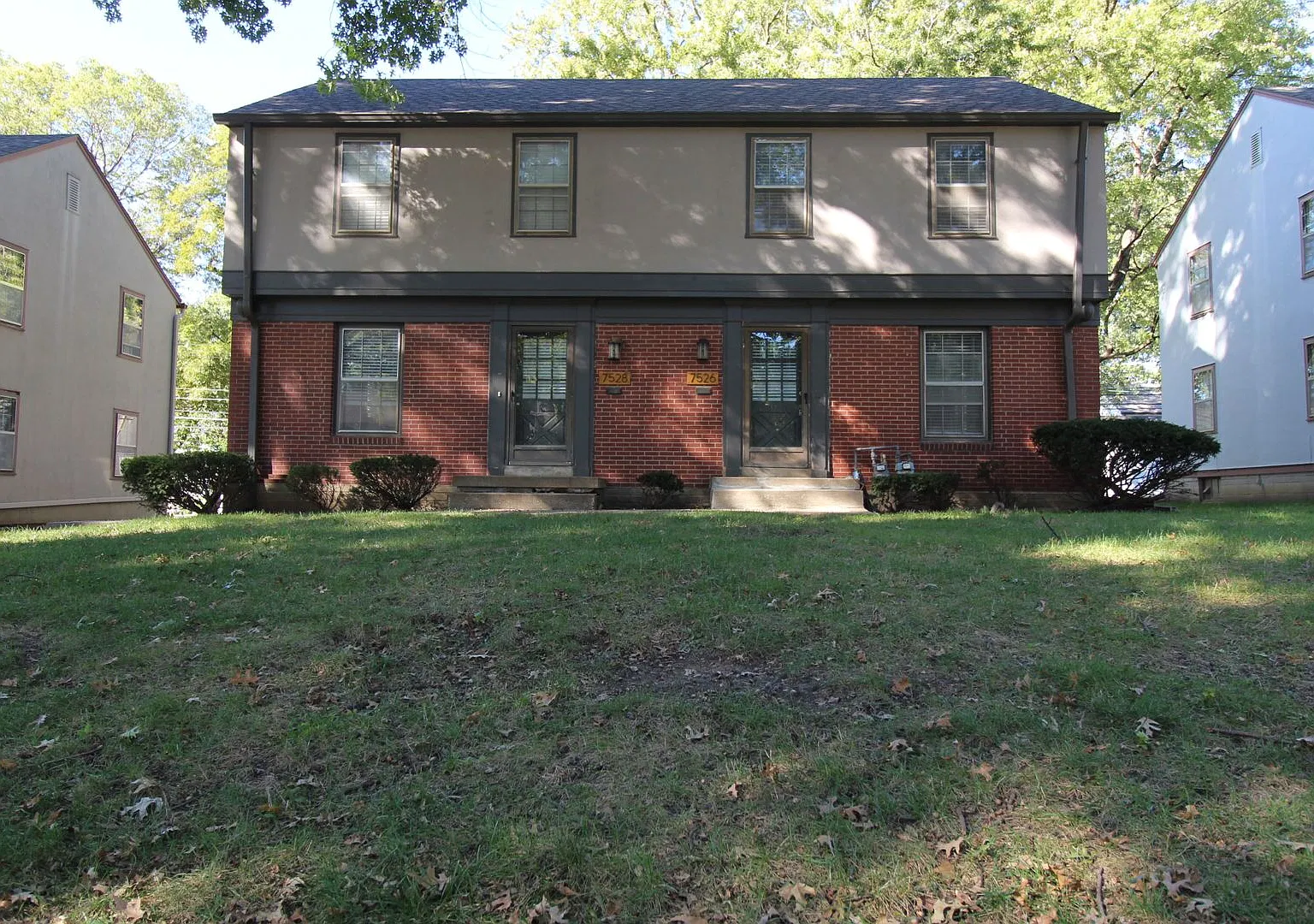 November FREE On This 2 Bedroom 1 Bath Duplex In The Waldo Area — Photo 2