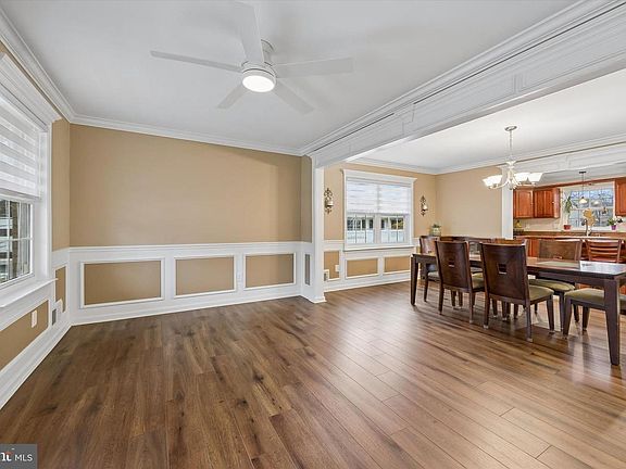 5th image of 244 Sunset Ave