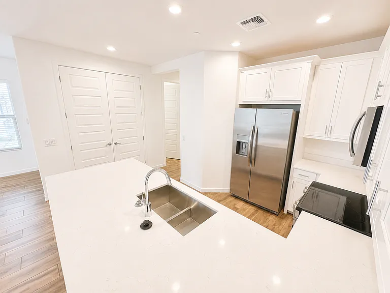 4043 E Brisa Dr — Photo 3