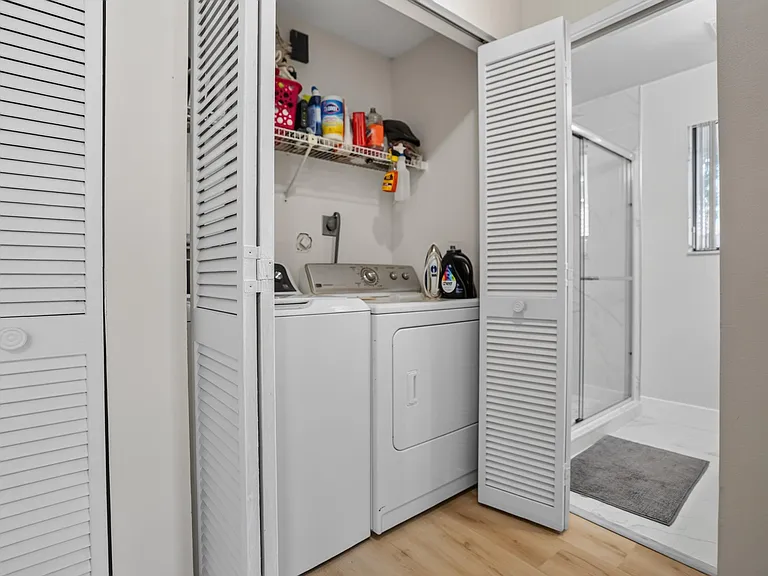 65 Pelican Pointe Dr #2030 — Photo 43