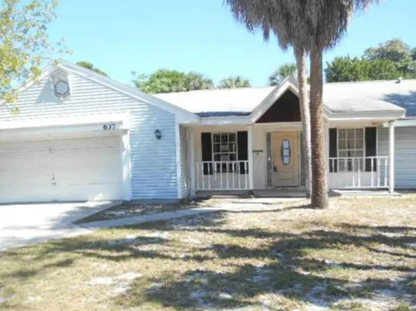 637 Surrey Way S, Saint Petersburg, FL 33705