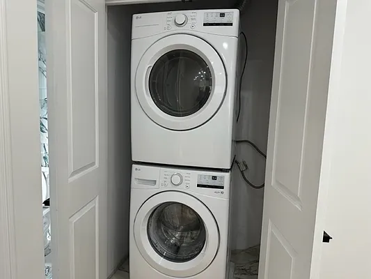 Rented by 18 REALTY | media 17