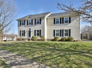 4588 Fieldmoor Dr, Lexington, KY 40515