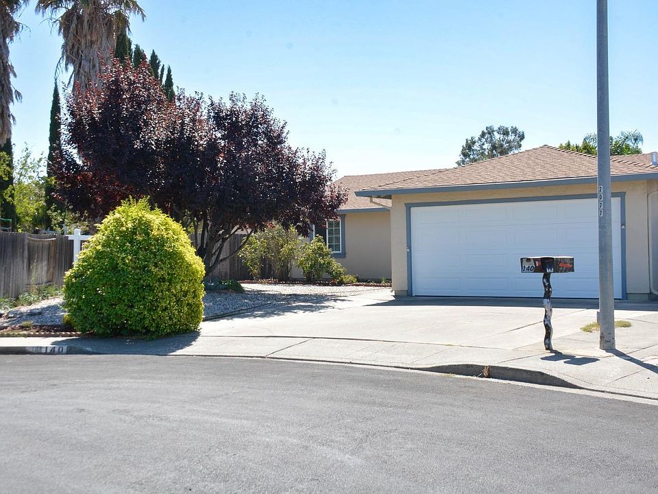 1st image of 140 Weymouth Court