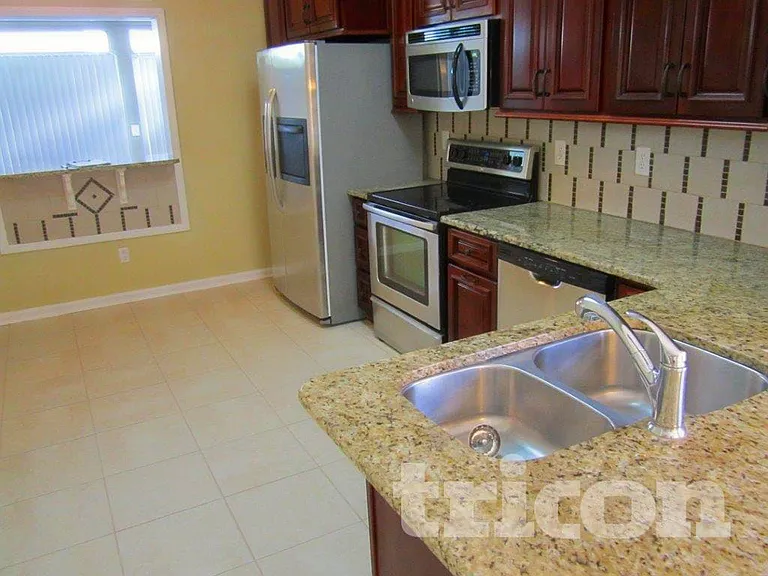 12351 Silent Brook Trl — Photo 6