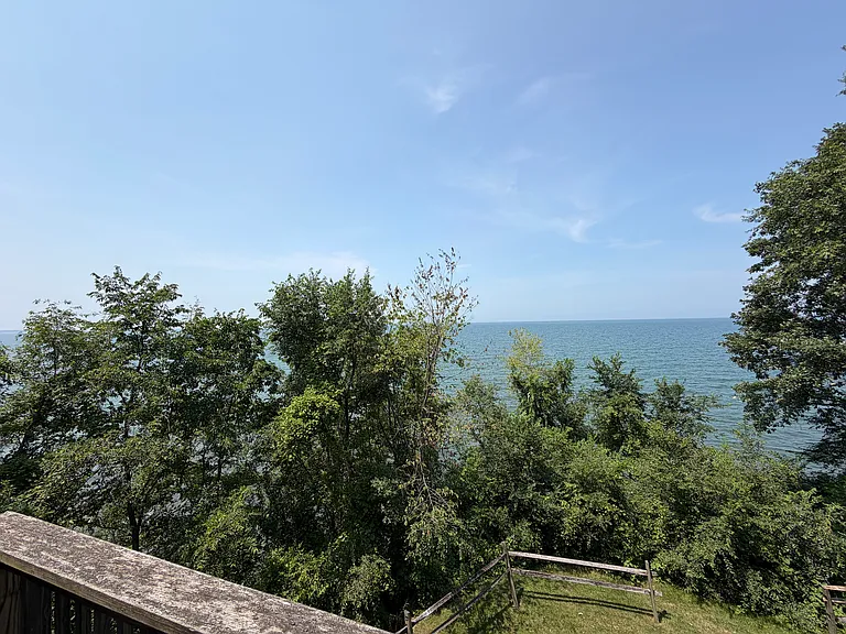 4208 Shore Dr #10 — Photo 4