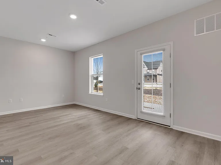 35 Wildflower Ln — Photo 13