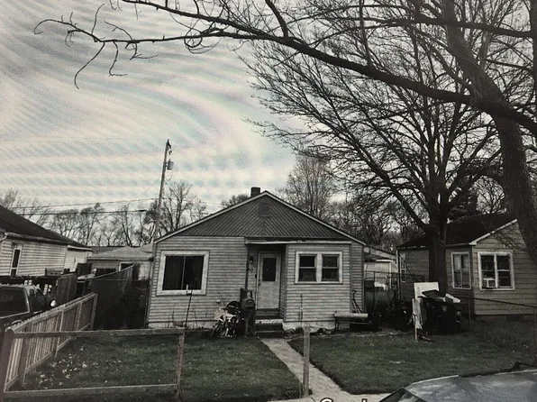 20 Huber Blvd, New Chicago, IN 46342