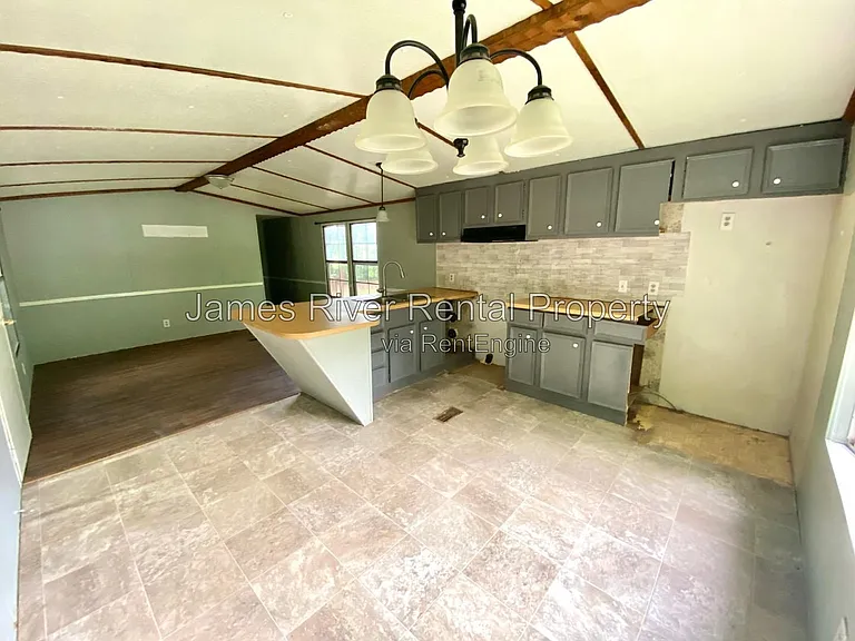 15 Bonnydale Ln — Photo 2