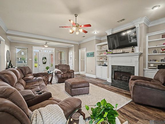 3rd image of 26177 Whispering Pines Ave