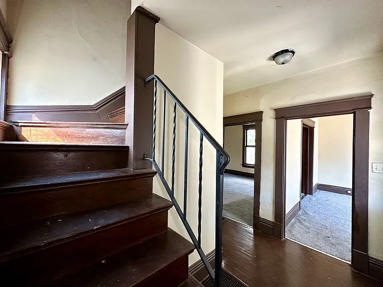 413 Bartram Ave — Photo 29