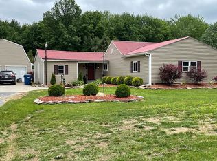 7891 Baumhart Rd, Amherst, OH 44001