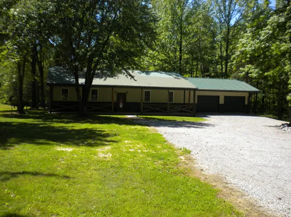 1345 Murphy Rd, Carrier Mills, IL 62917