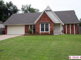 7930 S 86th Pl E, Tulsa, OK 74133