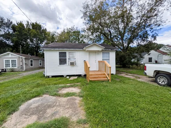 4770 Kenneth Ave, Beaumont, TX 77705