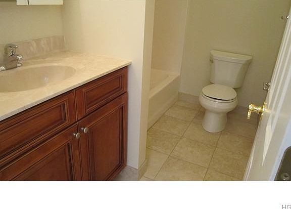 5th image of 318 Tondo Cir #318