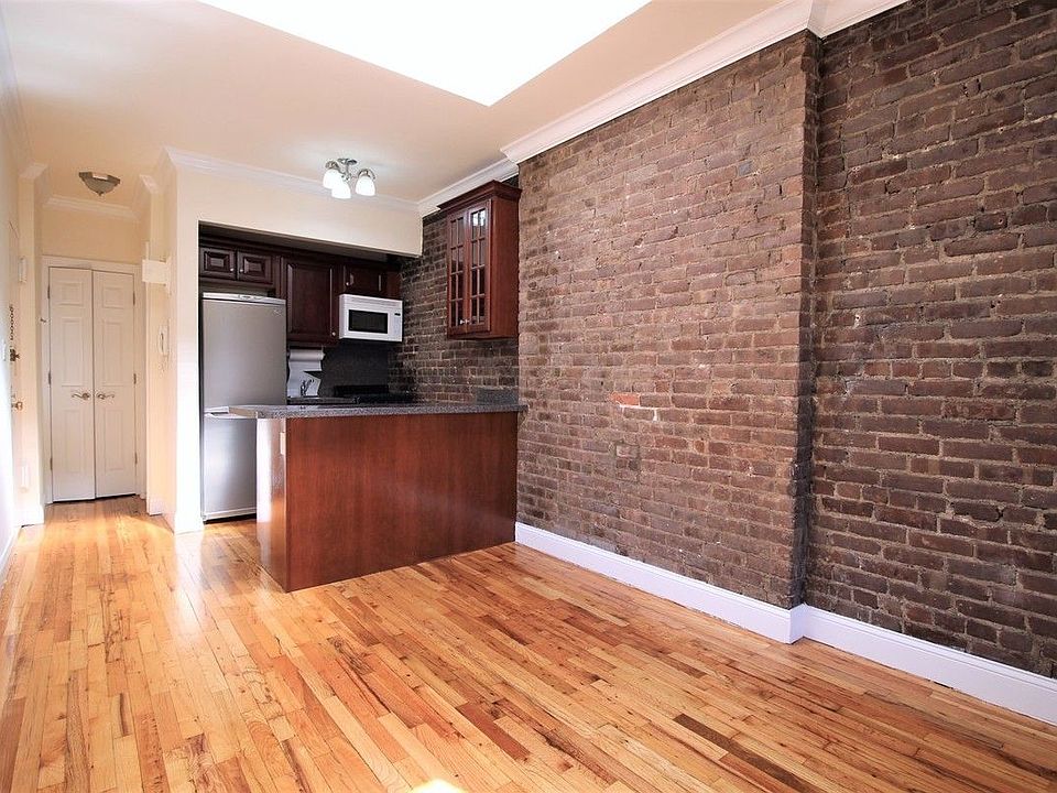 1st image of 38 W 85th St APT 4R