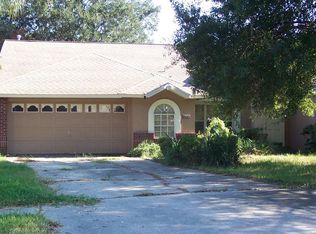 12907 Oak Shadow Pl, Tampa, FL 33624