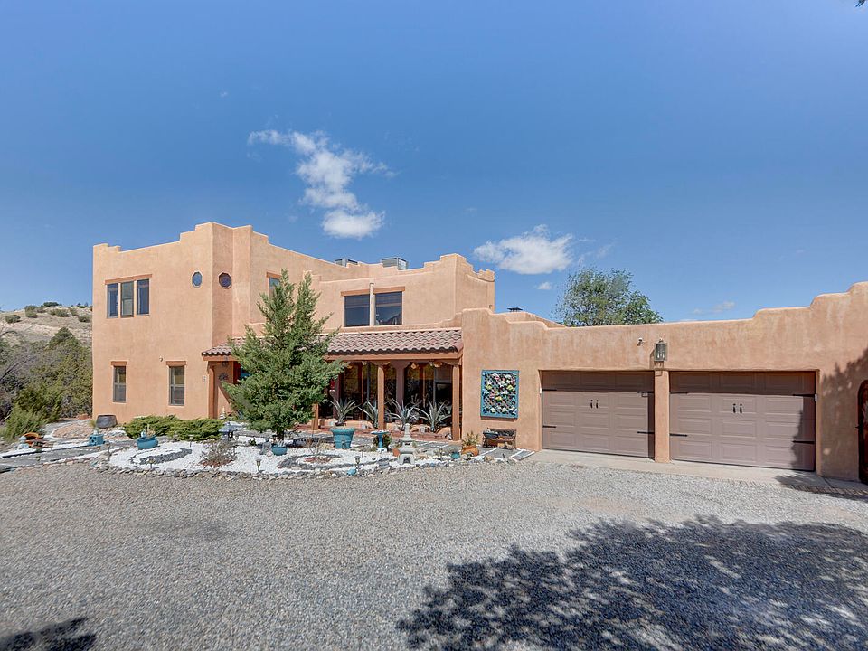 1st image of 29 Sandia Ln