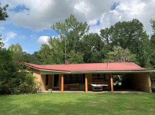864 Harry Sones Rd, Carriere, MS 39426