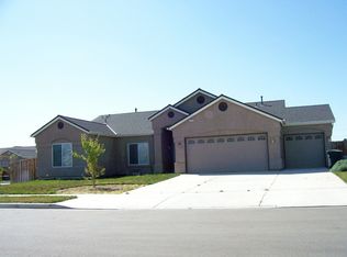1727 Redbud St, Lemoore, CA 93245