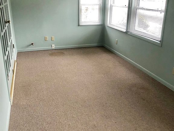 4th image of 116 David Dr