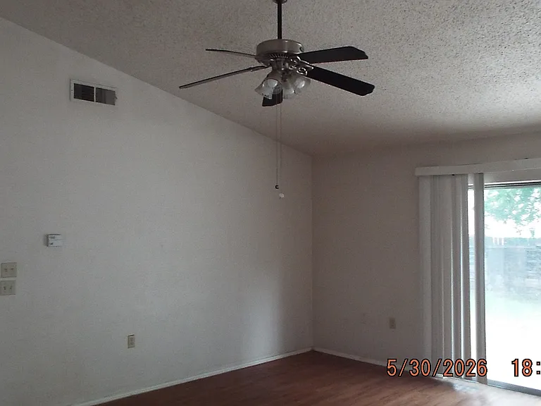 7810 Lazy Forest St — Photo 2