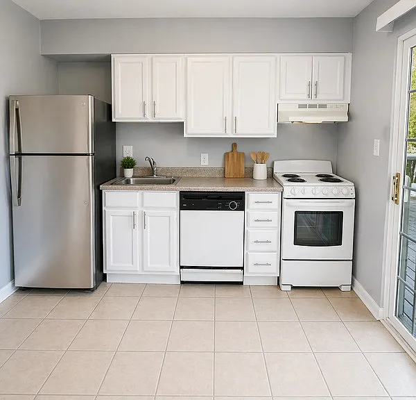 401 N Main St #6A — Photo 4