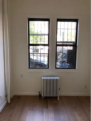 Rented by Skyline Realty LLC II | media 9