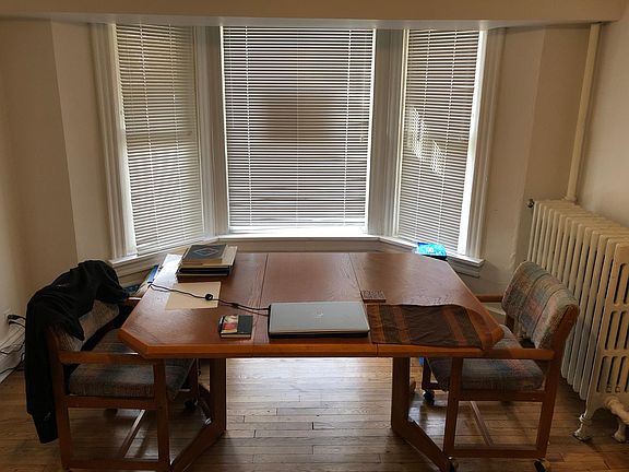 2nd image of 3519 N Hermitage Ave #2