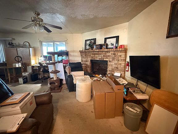 2nd image of 107 2nd St SE