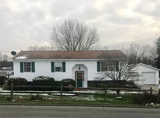 107 Park Ave, Carmichaels, PA 15320