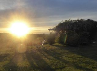 225 Middle Rd, Portsmouth, RI 02871