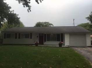 264 Boice Rd NW, Cedar Rapids, IA 52405