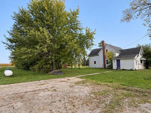 18805 Mitchell Rd, Wapakoneta, OH 45895
