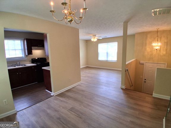 4th image of 3617 Oakland Spring Ct