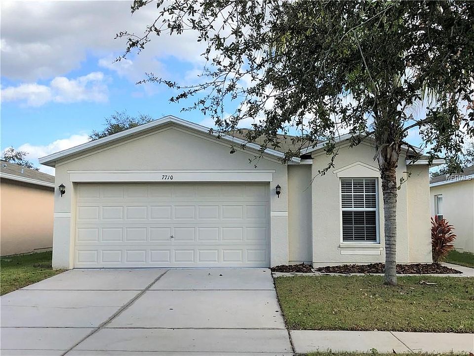 1st image of 7710 Carriage Pointe Dr