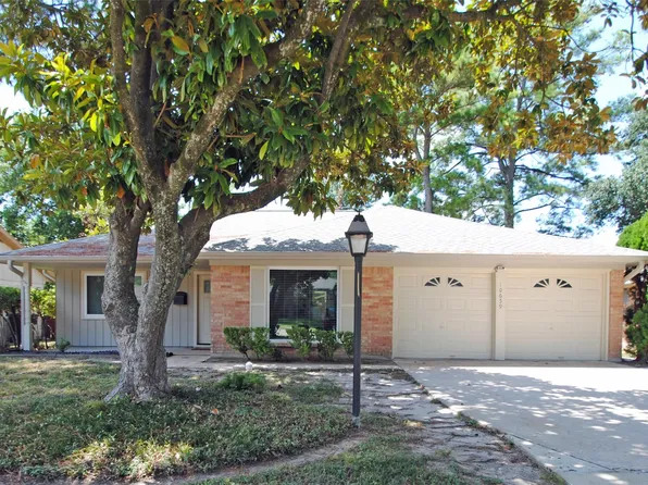 10659 Northbrook Dr, Houston, TX 77043