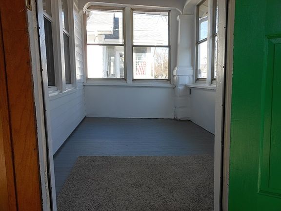 5th image of 920 E Virginia Ave