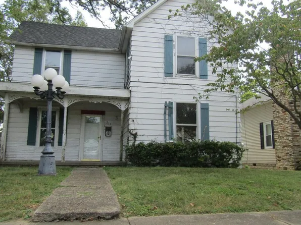 213 E Gaskins St, Harrisburg, IL 62946