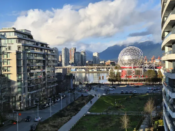 1708 Ontario St #707, Vancouver, BC V5T 0J7