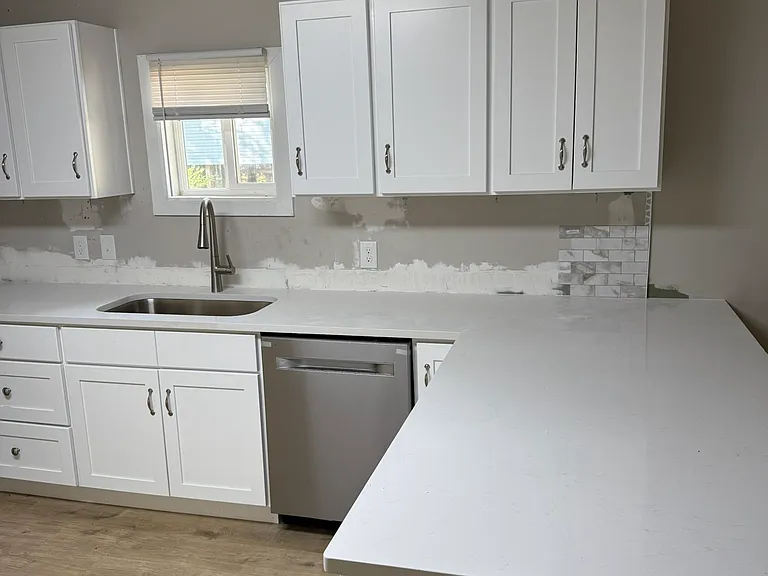 right side of kitchen