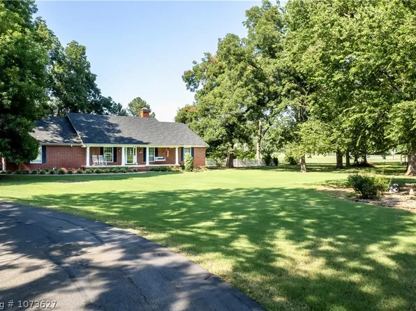 4809 Skywood Dr, Fort Smith, AR 72904