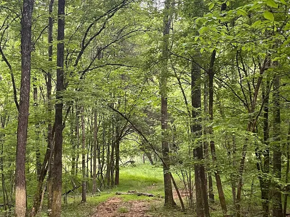 811 Pondfield Rd, Gaffney, SC 29340