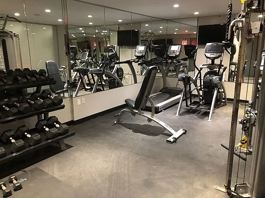 Rented by REAL New York | media 27