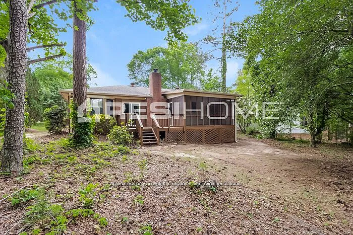 4087 Essex Dr — Photo 15