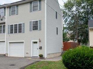 7 Knight St #D, Worcester, MA 01605