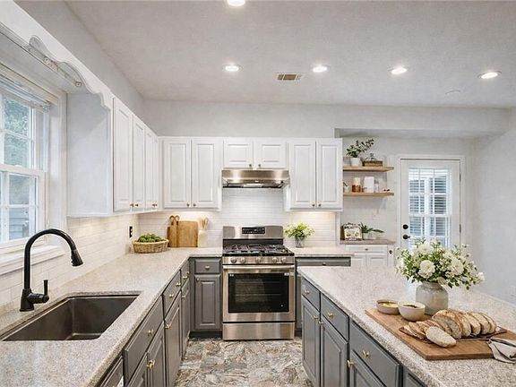 4th image of 3104 Clemson Pl