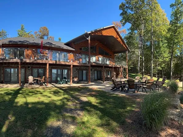 2179 Krystal Kove Rd, Tomahawk, WI 54487